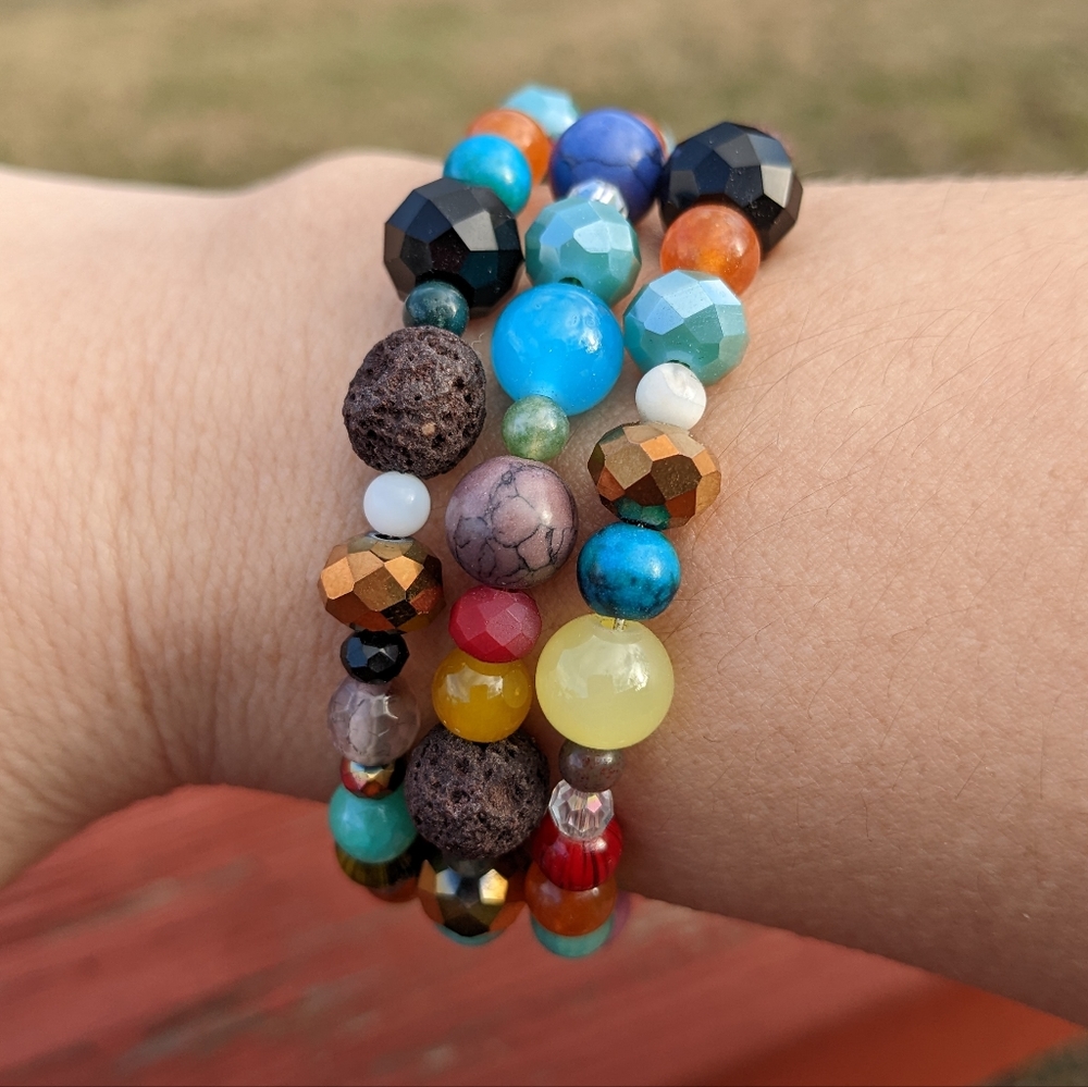 NEW LAVA STONE CRYSTALS Bracelet Gemstone Handmade Coil Wrapped Wire Colorful - Picture 6 of 8